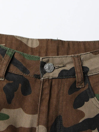 Stylish Camo Cargo Pants for Everyday