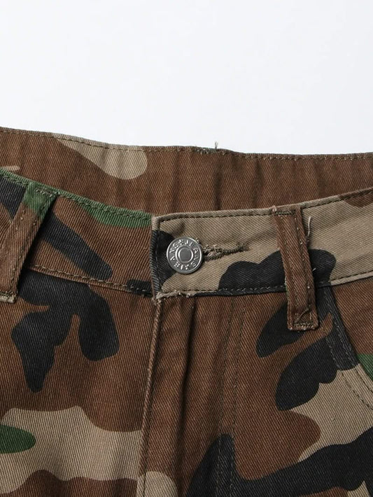Stylish Camo Cargo Pants for Everyday