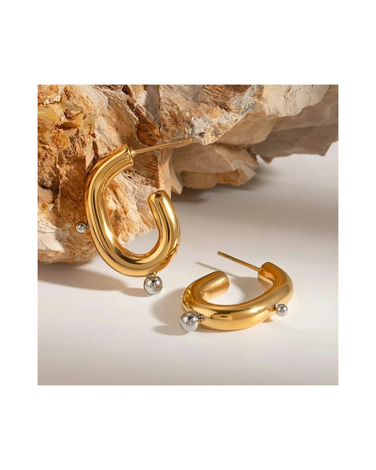 Elegant Gold/Silver Statement Earrings - Fashionable Women's Accessories — view 1