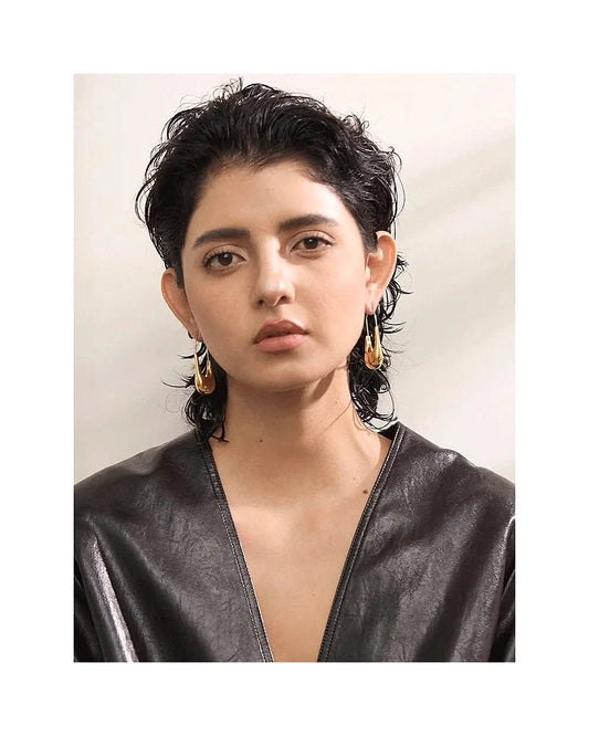 Paperclip Hoop Earrings — gold view 2