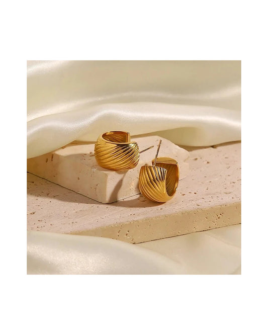 Golden Waves Earrings — gold view 3