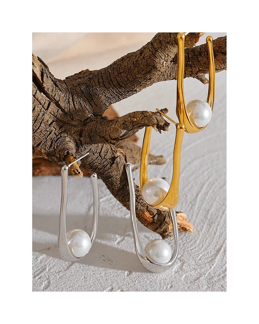 Utopia Pearls Hoop Earrings — view 5