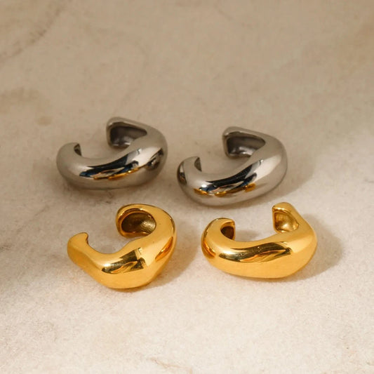 Wave ear cuff