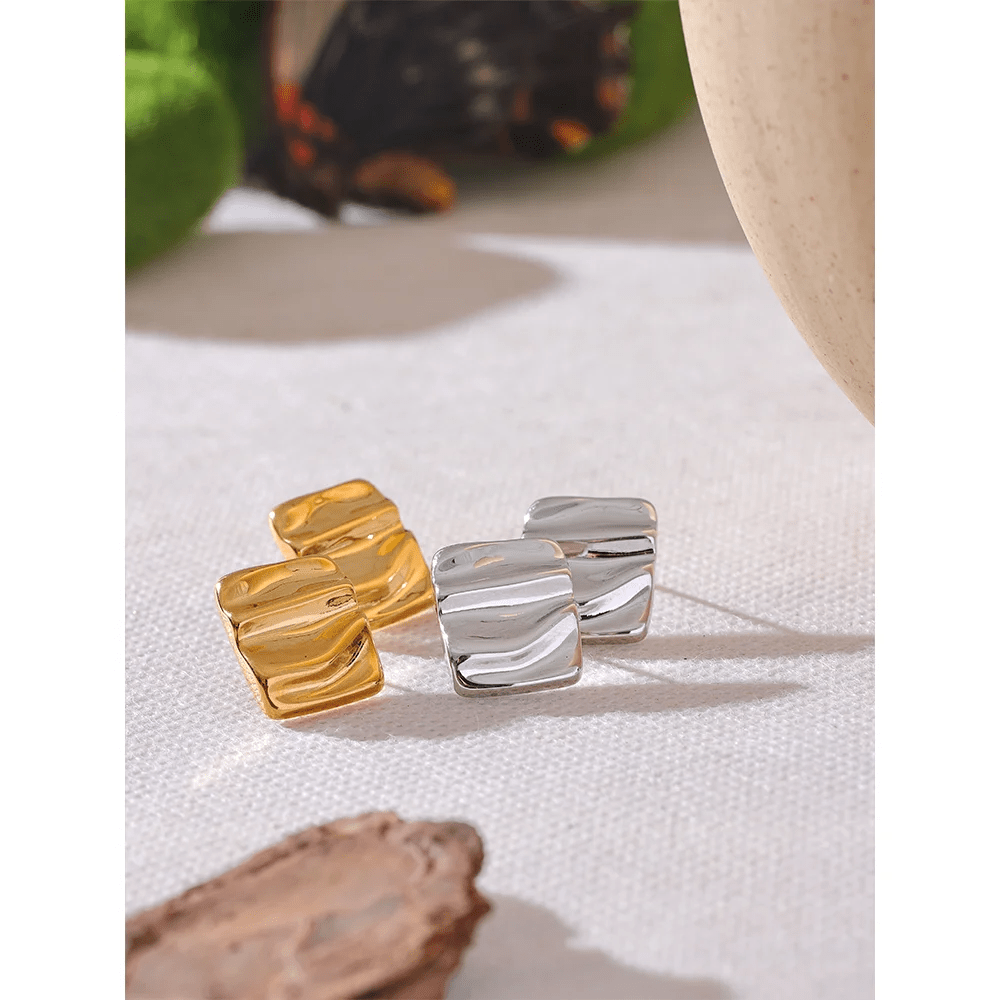 Wavy Textured Stud Earrings